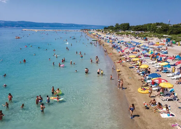 Ten-bedroom In Duce * Duće