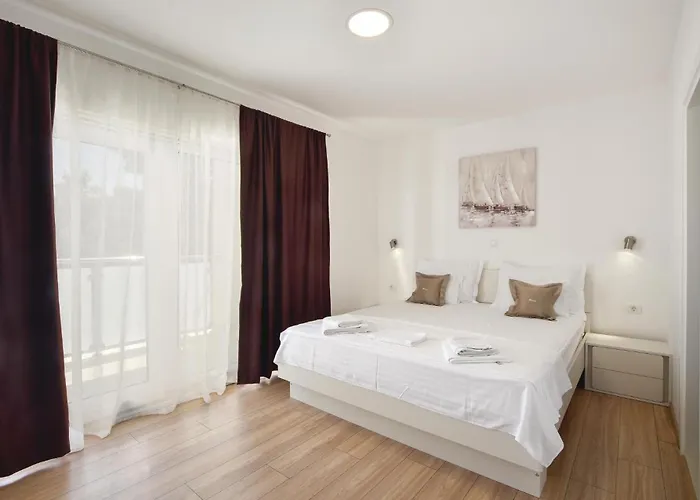 Ten-bedroom In Duce *