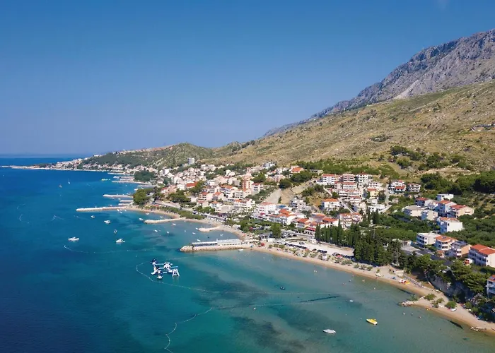 Ten-bedroom In Duce Duće