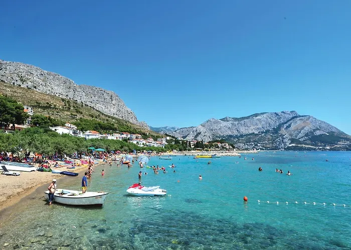 Ten-bedroom In Duce Casa de Férias *