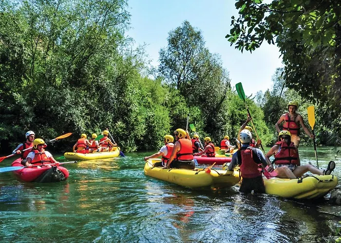 Casa de Férias Ten-bedroom In Duce Duće